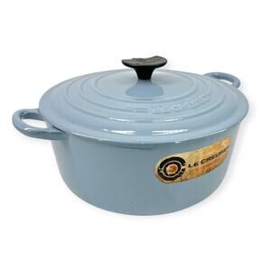 Le Creuset Enameled Cast Iron 4.5 Qt Round Dutch Oven With Lid Model E